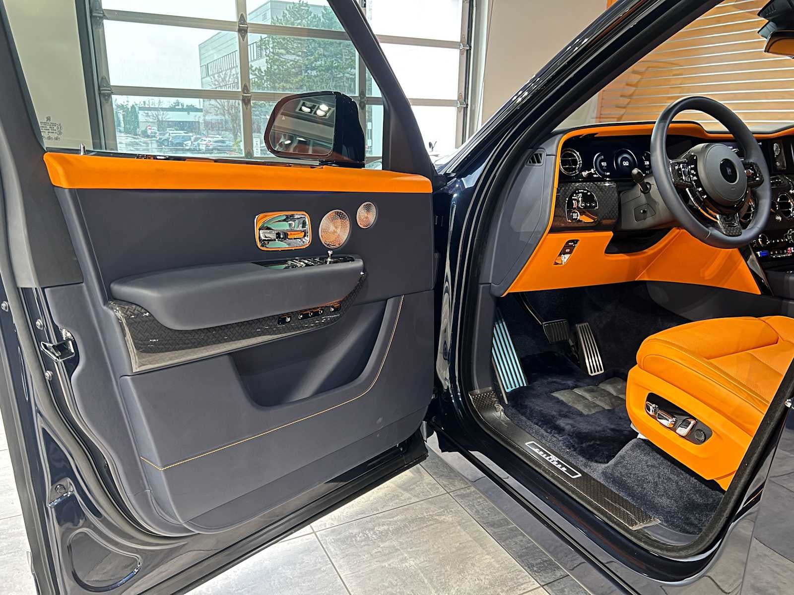 2025 Rolls-Royce Cullinan Black Badge