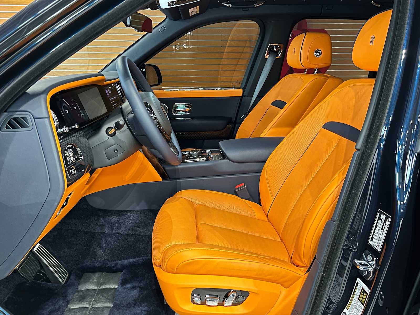 2025 Rolls-Royce Cullinan Black Badge