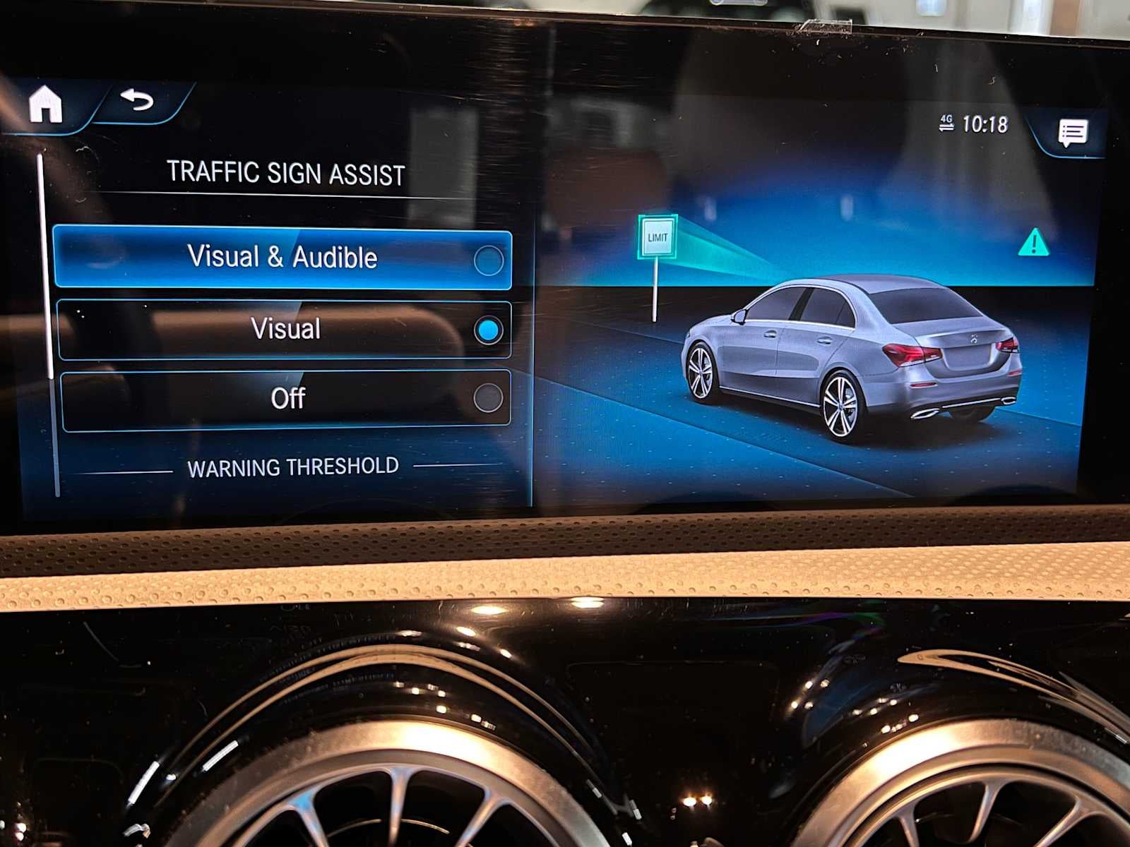 2021 Mercedes-Benz A 220 4MATIC® Sedan