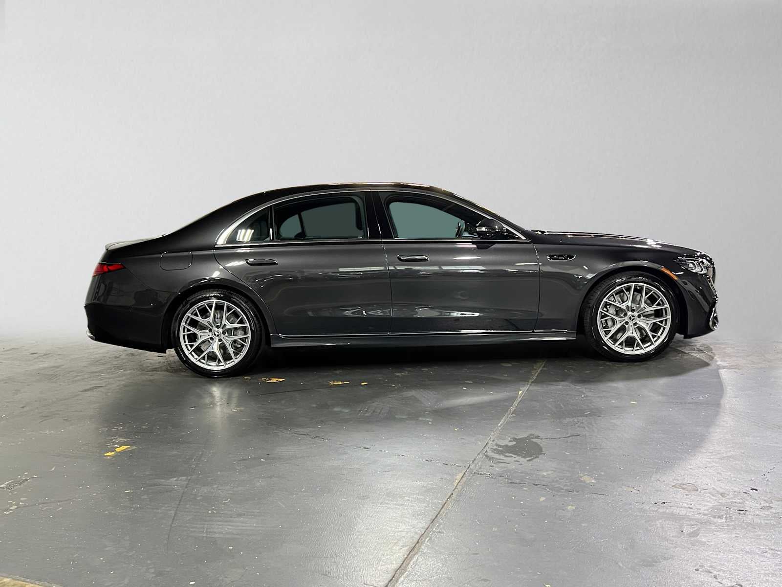 2027 Mercedes-Benz S 500 4MATIC® Sedan
