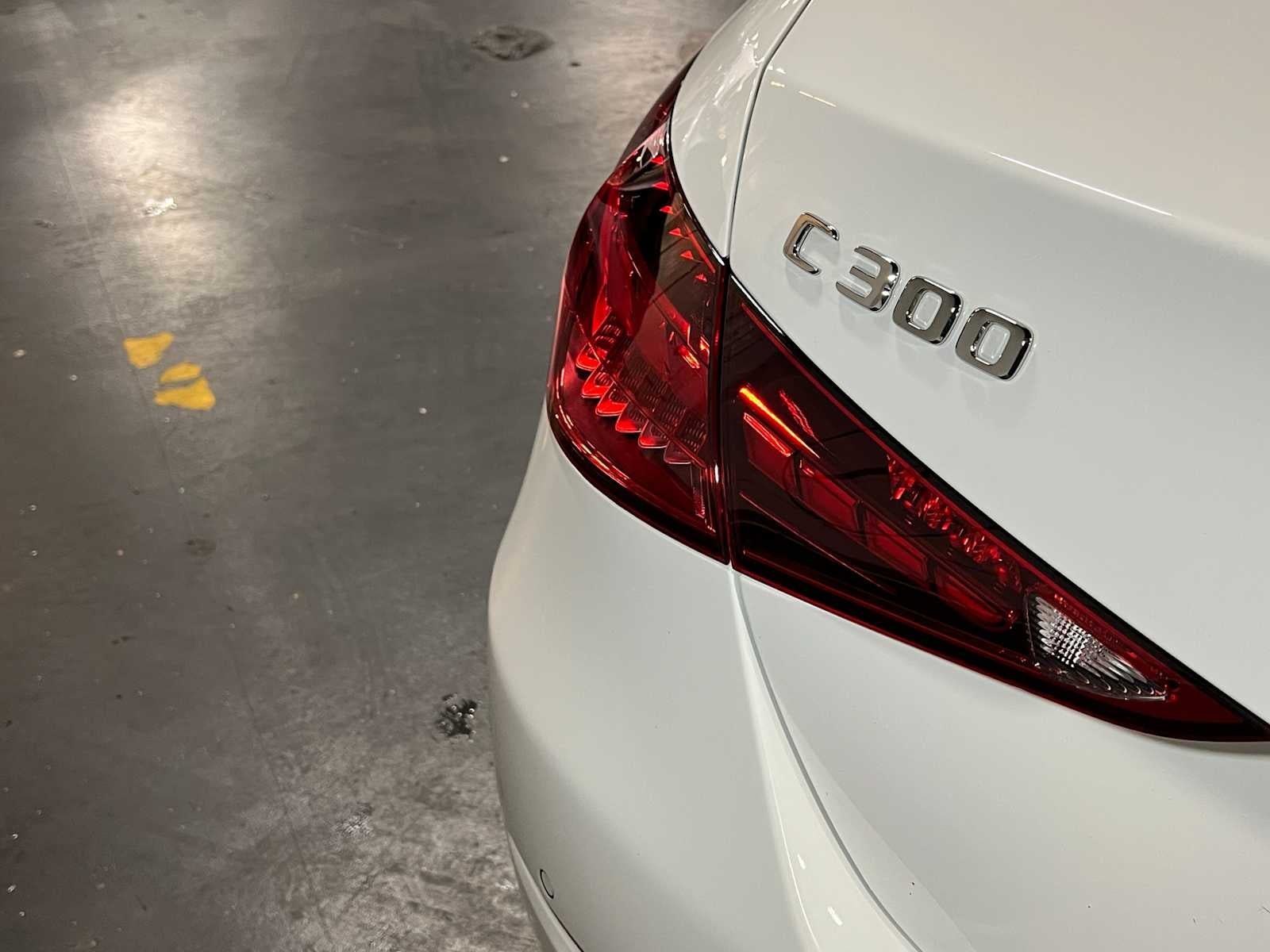 2025 Mercedes-Benz C 300 Sedan