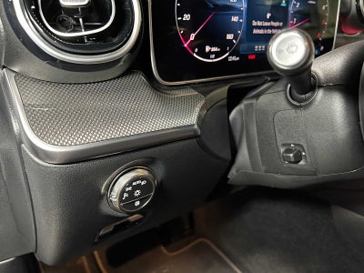 2025 Mercedes-Benz C 300 Sedan