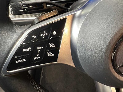 2025 Mercedes-Benz C 300 Sedan