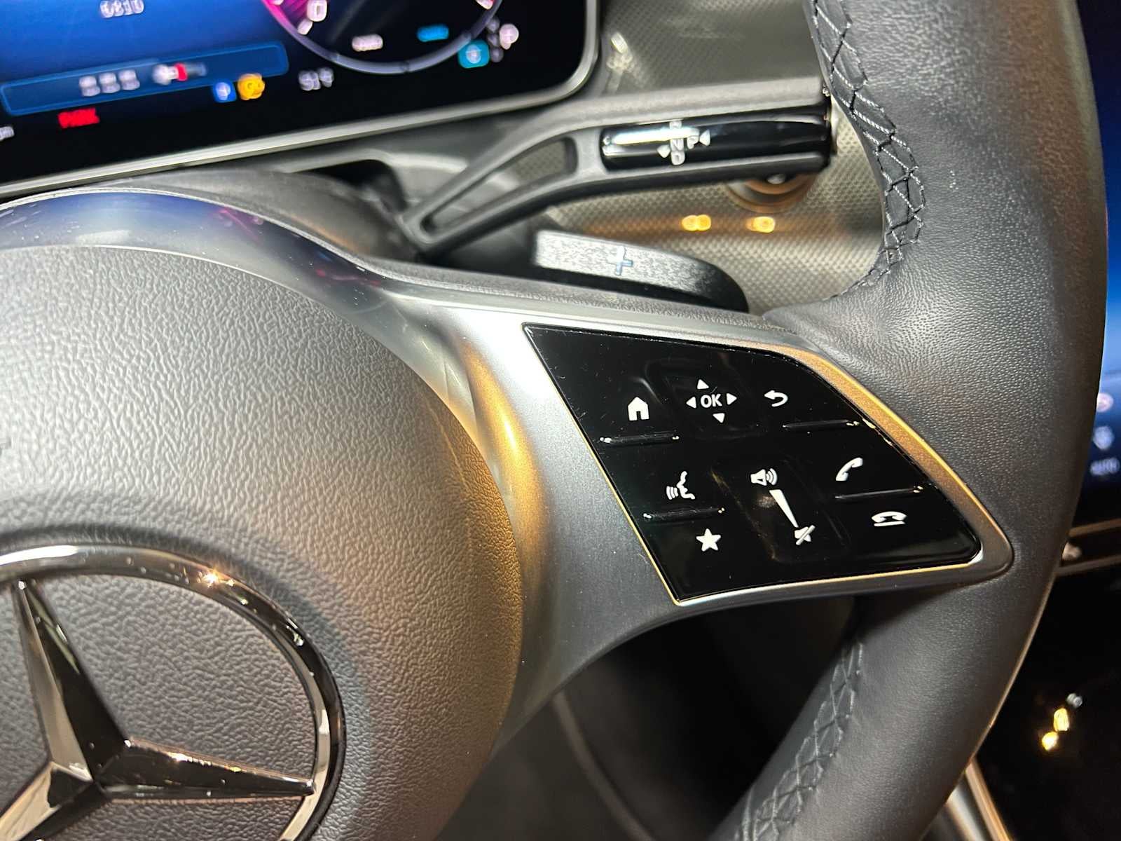 2025 Mercedes-Benz C 300 Sedan