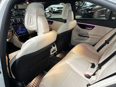 2025 Mercedes-Benz C 300 4MATIC® Sedan
