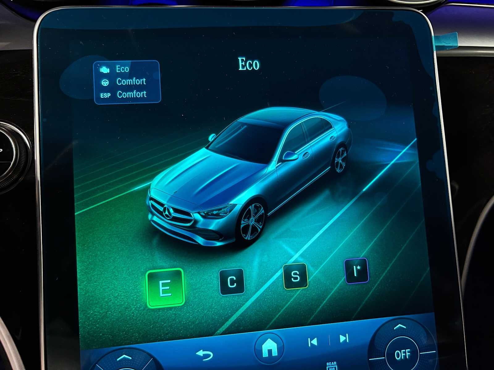 2026 Mercedes-Benz C 300 4MATIC® Sedan