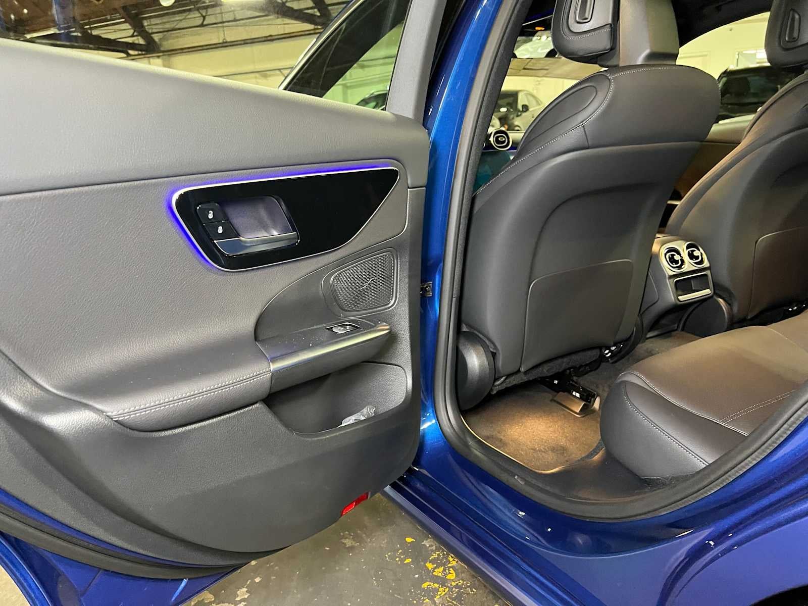 2027 Mercedes-Benz C 300 4MATIC® Sedan