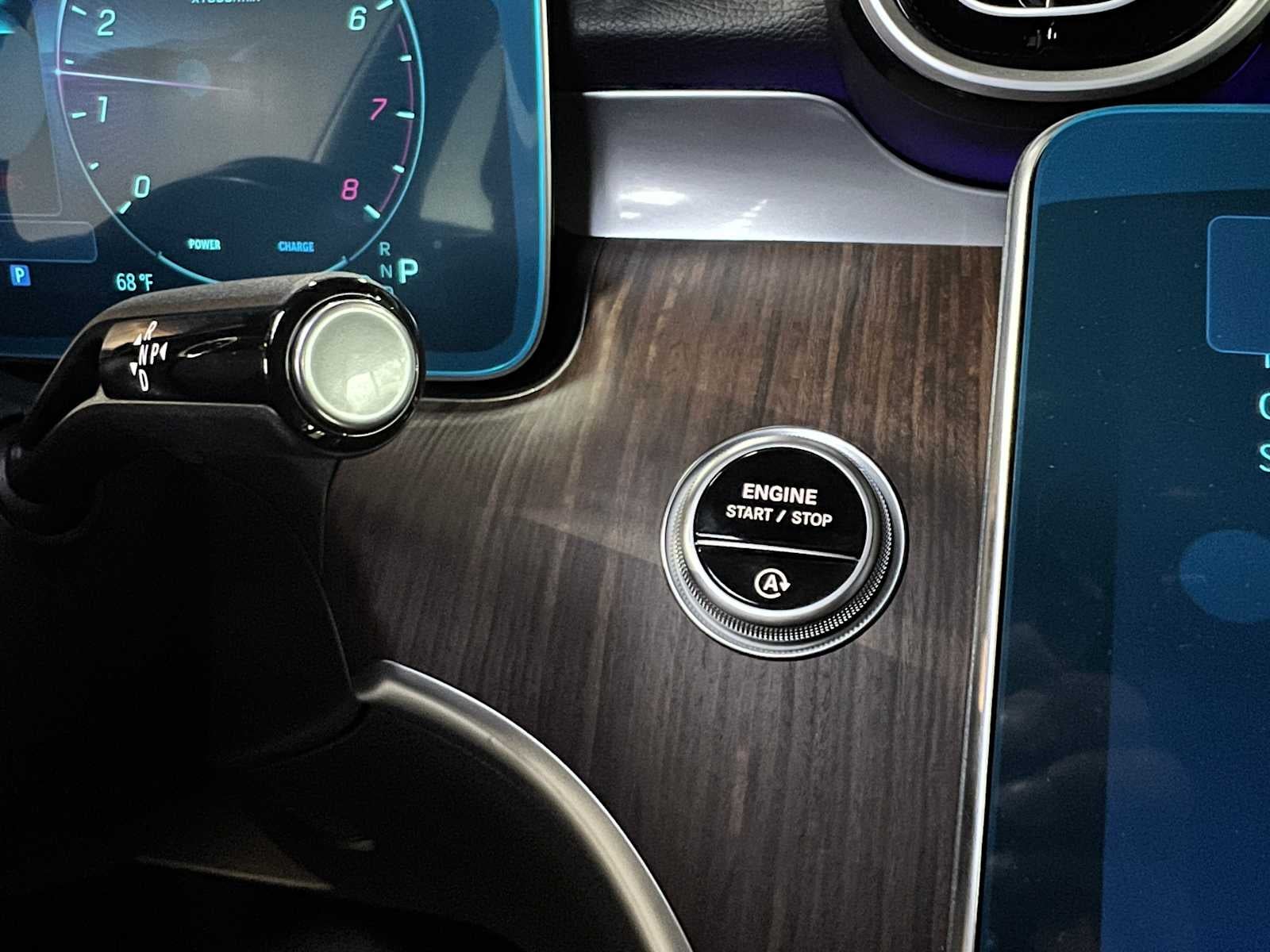 2025 Mercedes-Benz C 300 4MATIC® Sedan