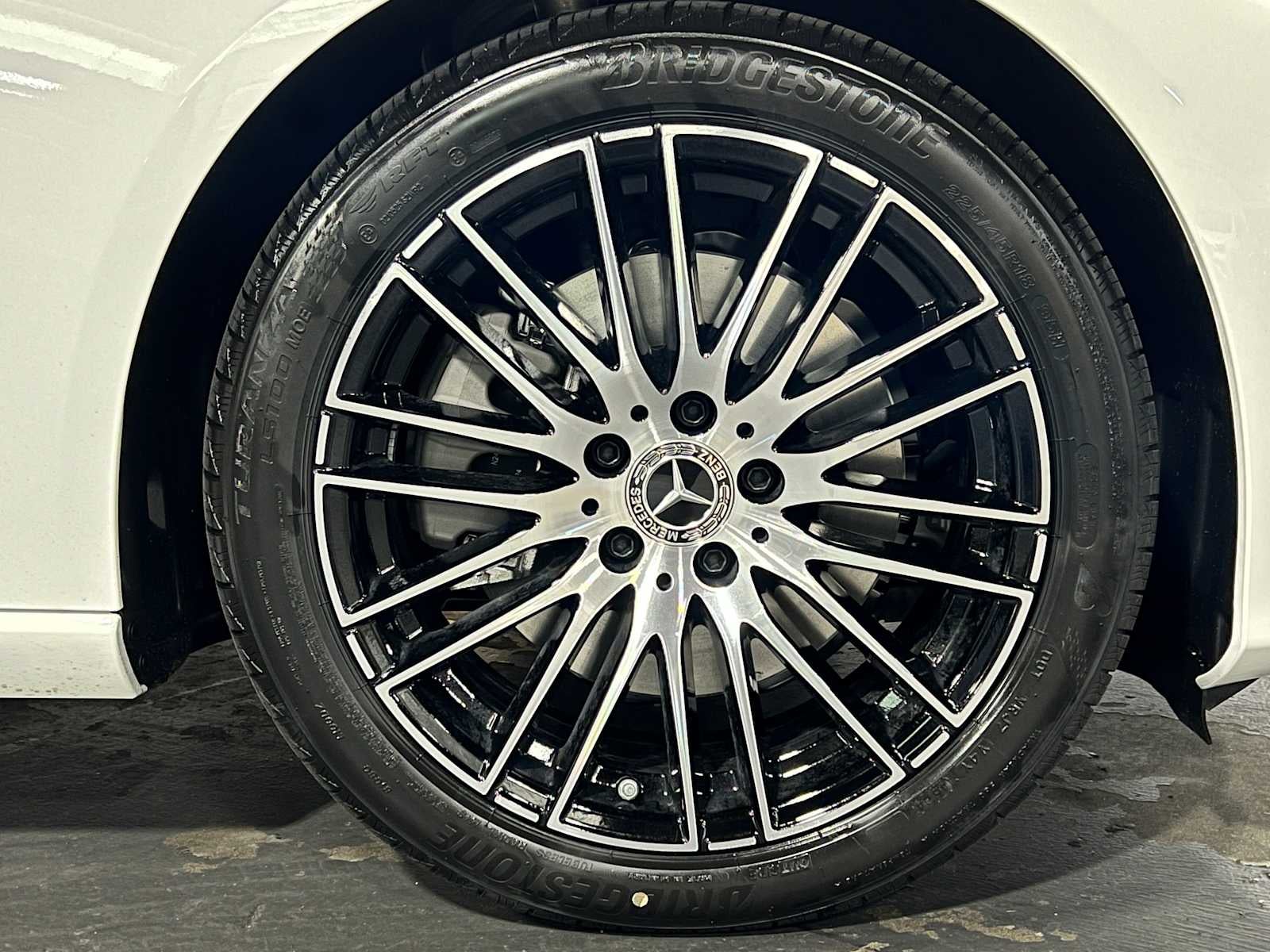 2025 Mercedes-Benz C 300 4MATIC® Sedan