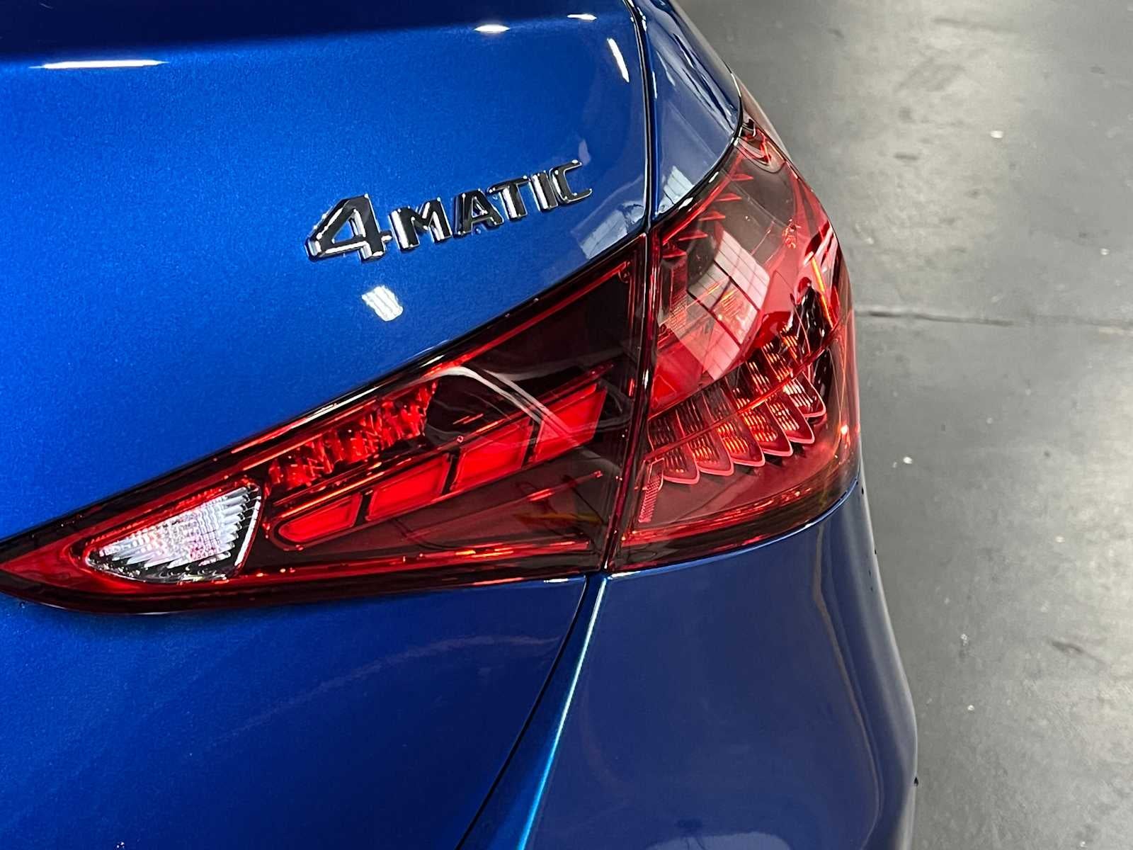 2025 Mercedes-Benz C 300 4MATIC® Sedan