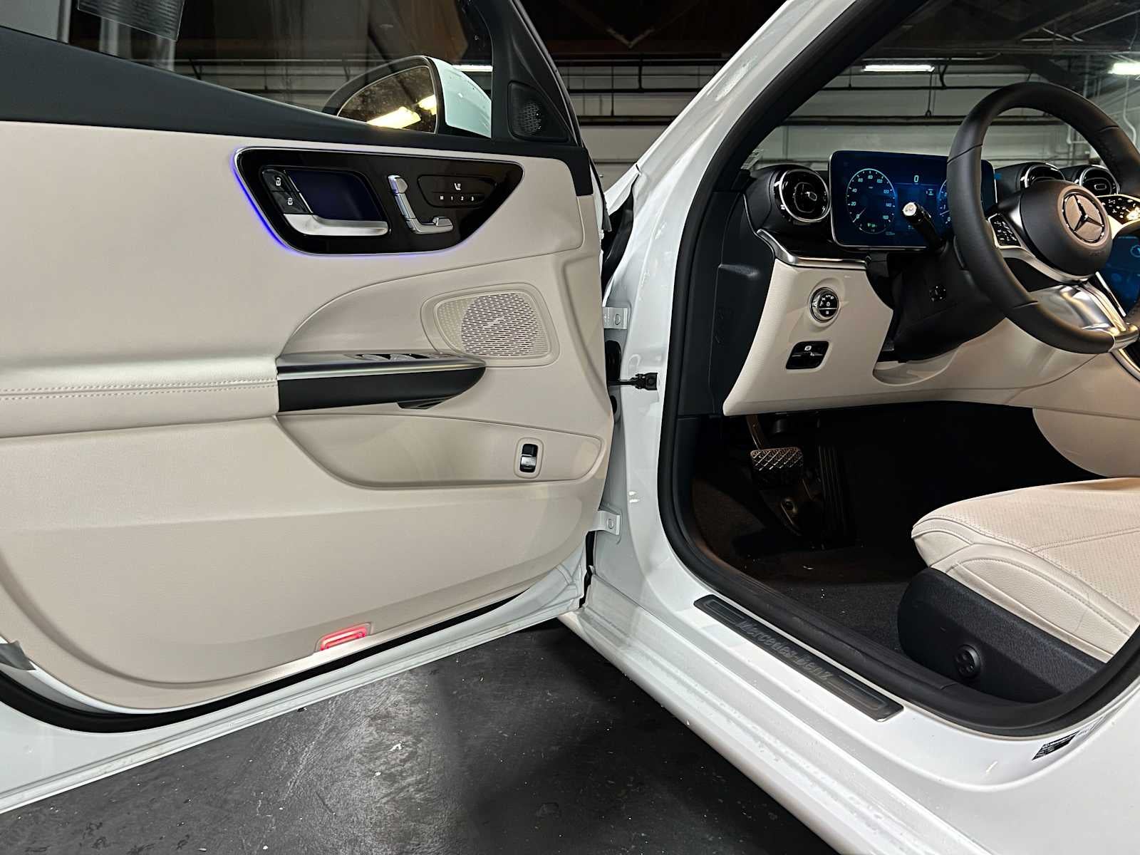 2026 Mercedes-Benz C 300 4MATIC® Sedan