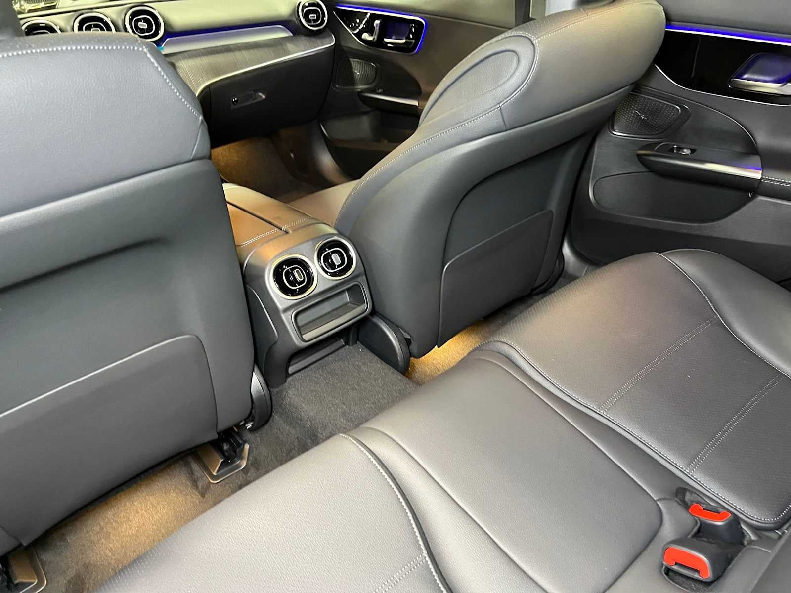 2026 Mercedes-Benz C 300 4MATIC® Sedan