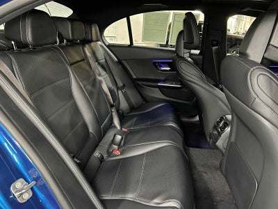 2025 Mercedes-Benz C 300 4MATIC® Sedan
