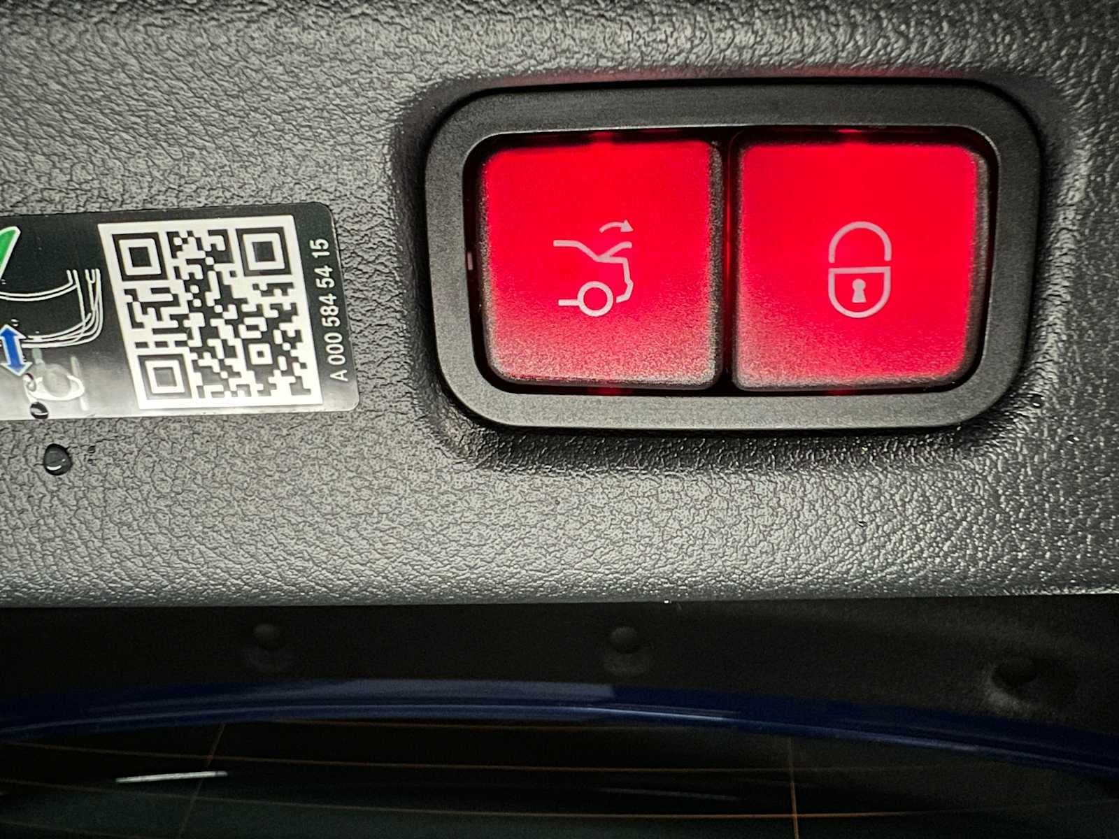 2025 Mercedes-Benz C 300 4MATIC® Sedan