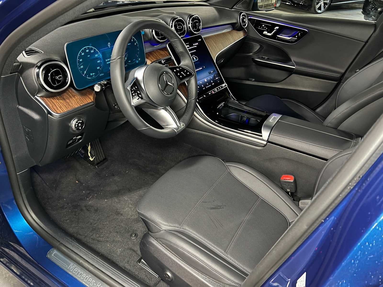 2025 Mercedes-Benz C 300 4MATIC® Sedan