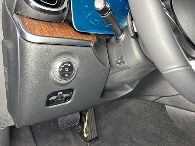 2025 Mercedes-Benz C 300 4MATIC® Sedan