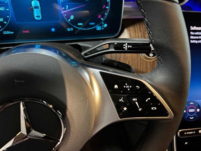 2025 Mercedes-Benz C 300 4MATIC® Sedan