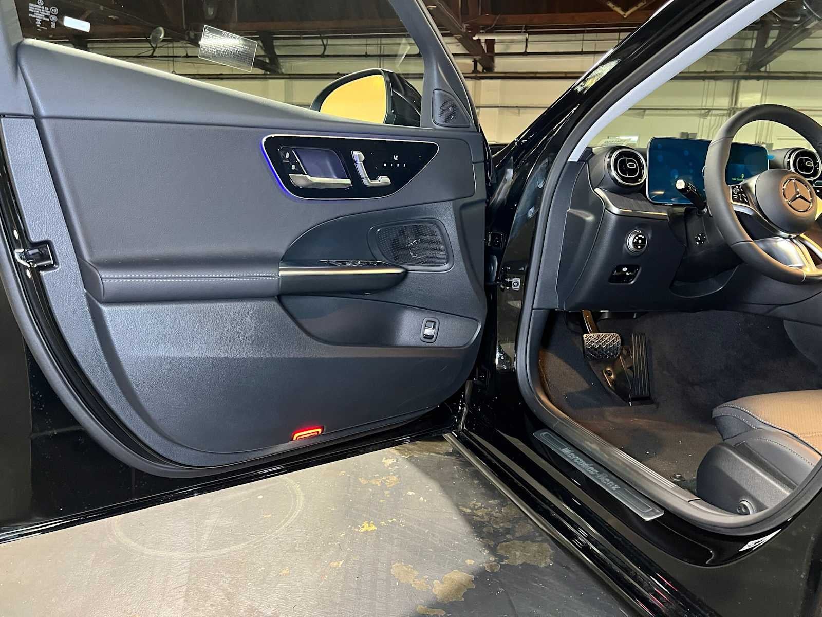 2026 Mercedes-Benz C 300 4MATIC® Sedan