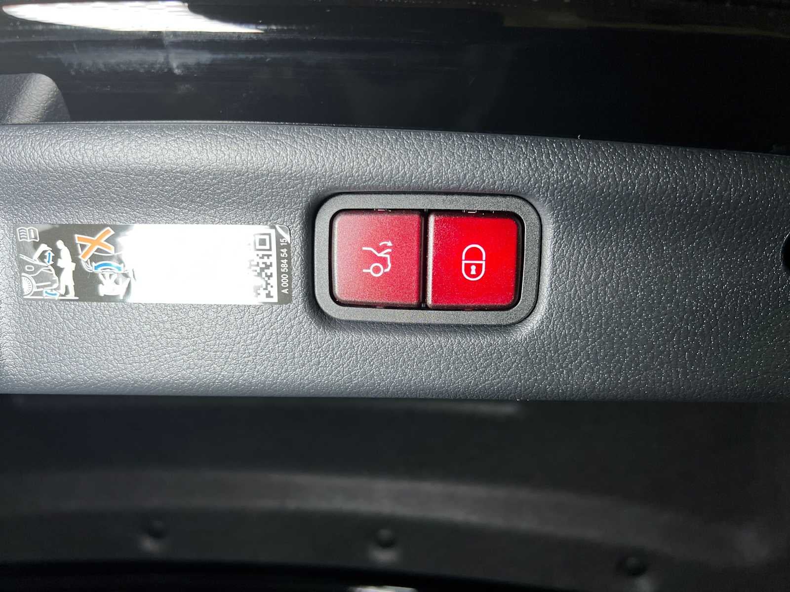 2026 Mercedes-Benz C 300 4MATIC® Sedan