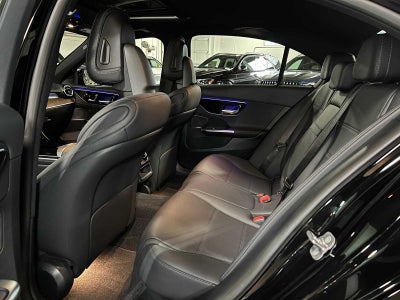 2025 Mercedes-Benz C 300 4MATIC® Sedan
