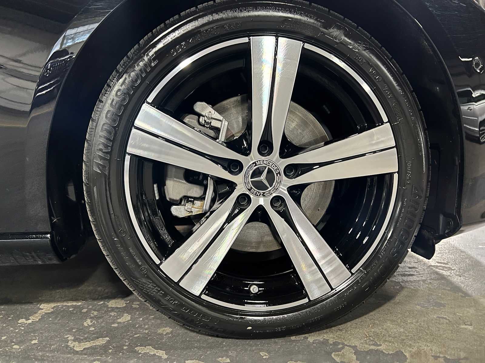 2025 Mercedes-Benz C 300 4MATIC® Sedan