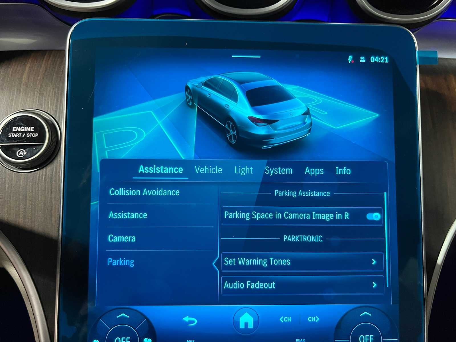 2025 Mercedes-Benz C 300 4MATIC® Sedan