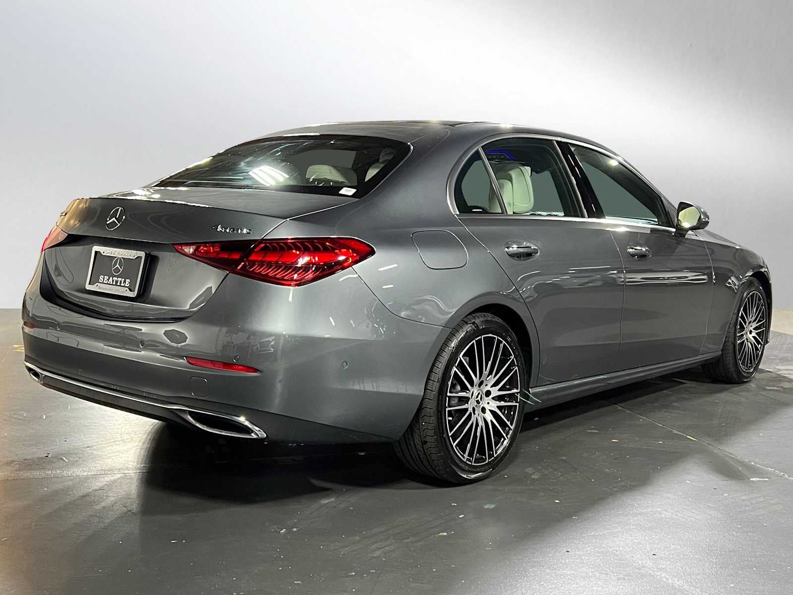 2025 Mercedes-Benz C 300 4MATIC® Sedan