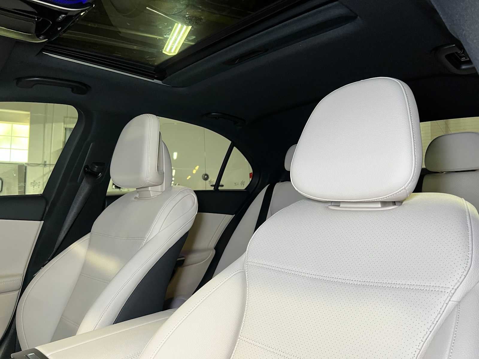 2025 Mercedes-Benz C 300 4MATIC® Sedan