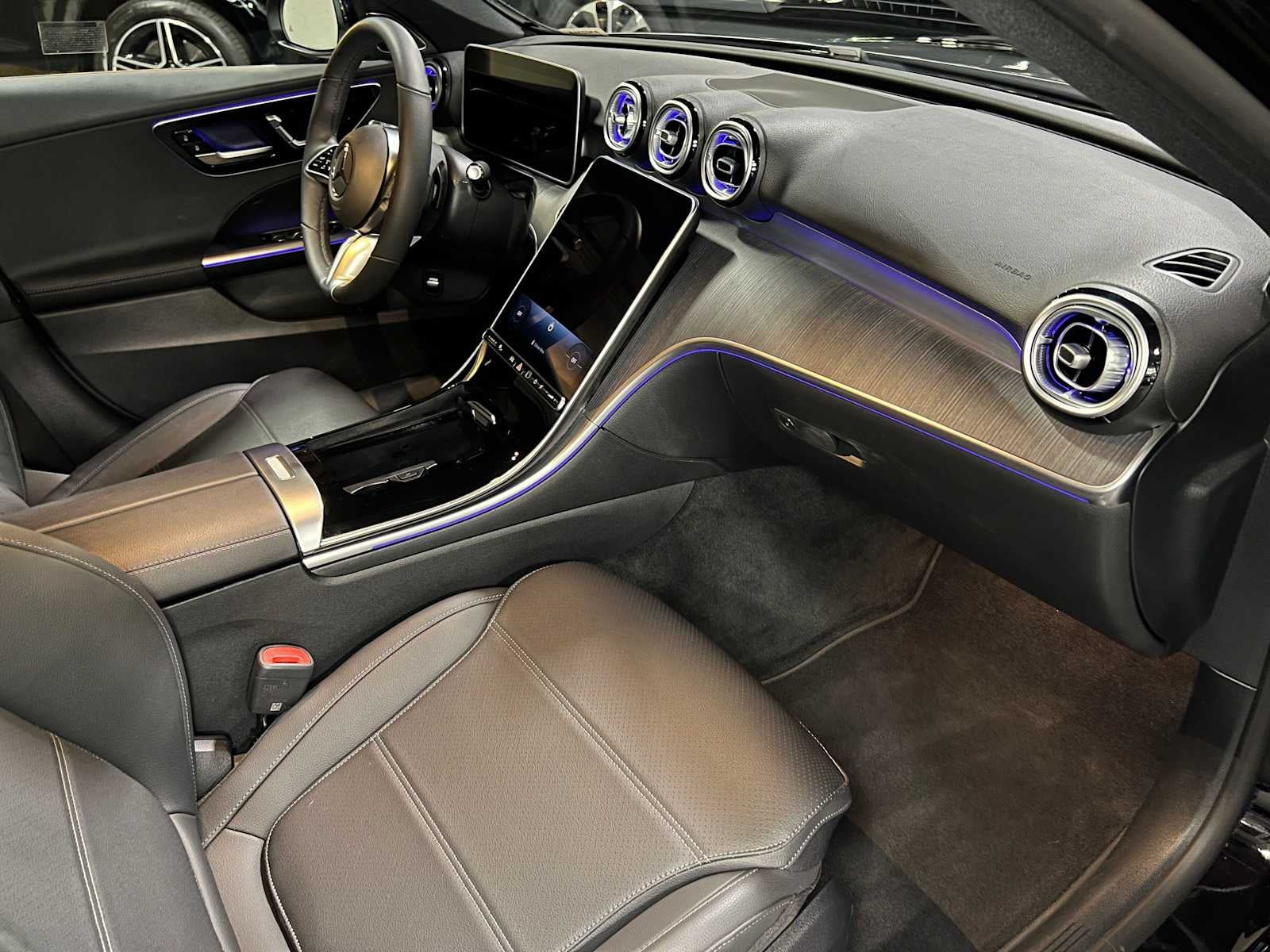 2026 Mercedes-Benz C 300 4MATIC® Sedan