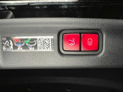 2026 Mercedes-Benz C 300 4MATIC® Sedan