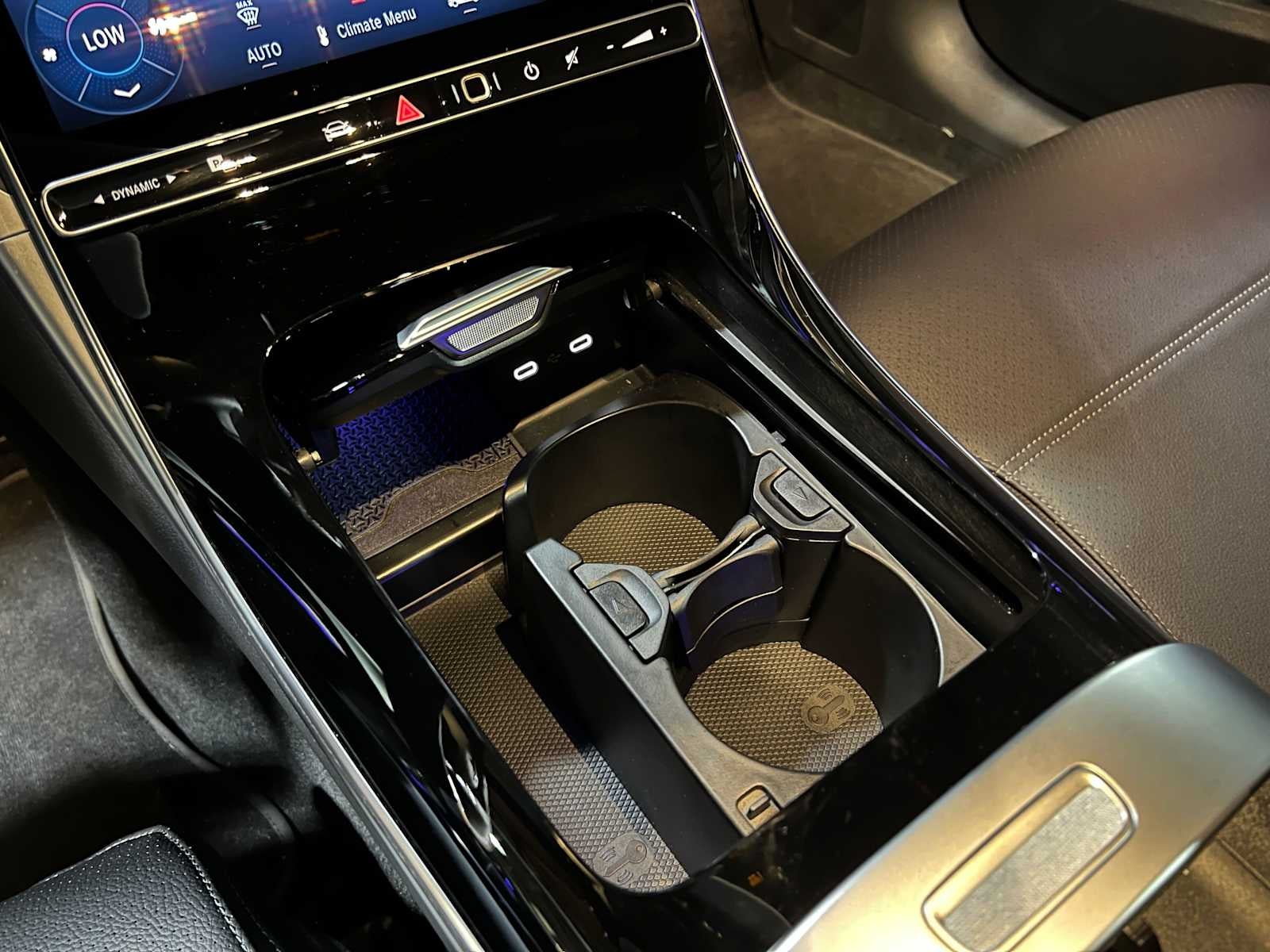 2026 Mercedes-Benz C 300 4MATIC® Sedan