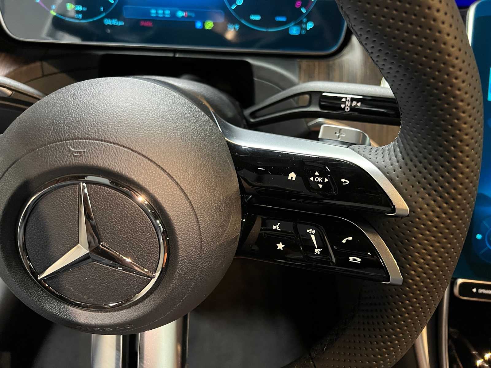 2025 Mercedes-Benz C 300 4MATIC® Sedan