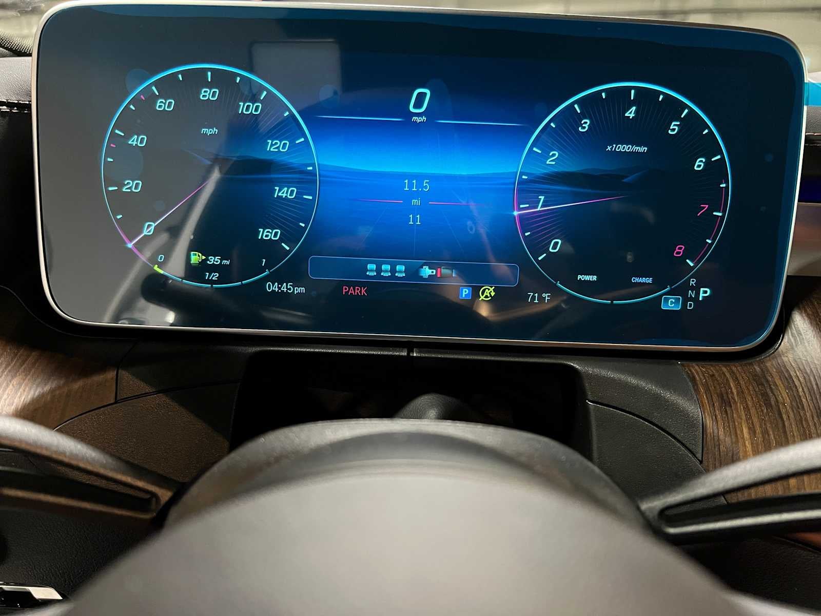 2025 Mercedes-Benz C 300 4MATIC® Sedan