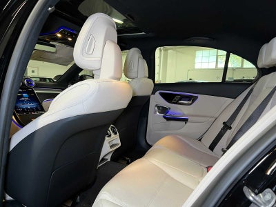 2025 Mercedes-Benz C 300 4MATIC® Sedan