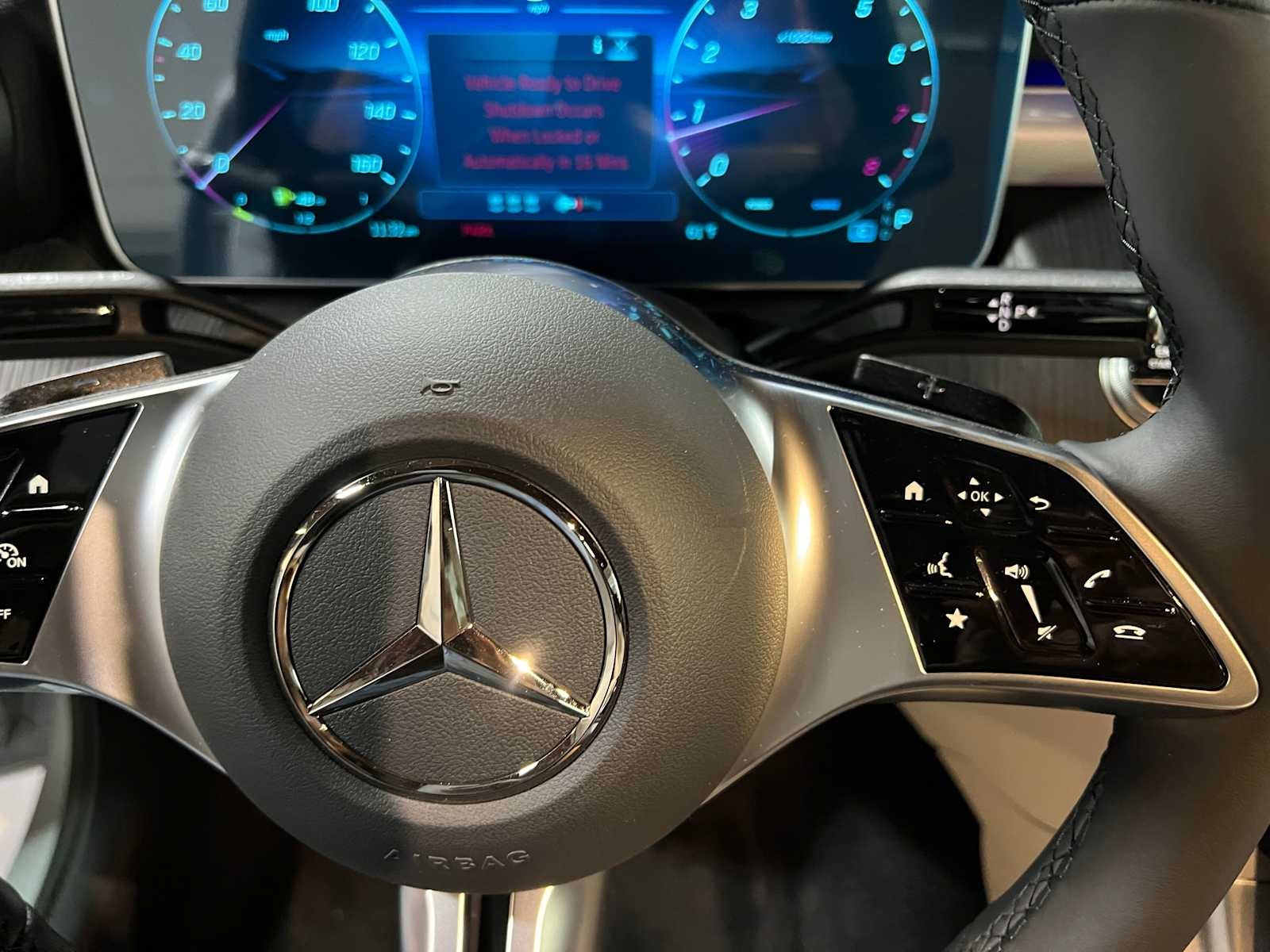 2025 Mercedes-Benz C 300 4MATIC® Sedan