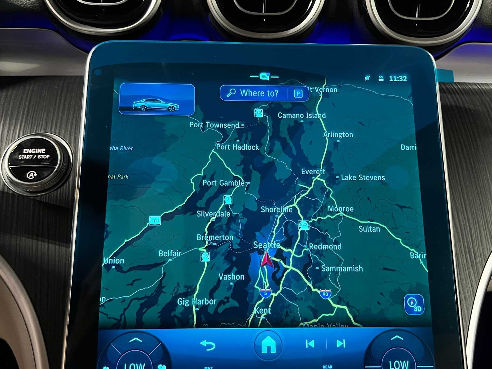 2025 Mercedes-Benz C 300 4MATIC® Sedan