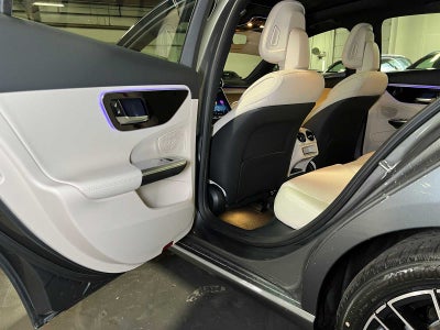 2026 Mercedes-Benz C 300 4MATIC® Sedan