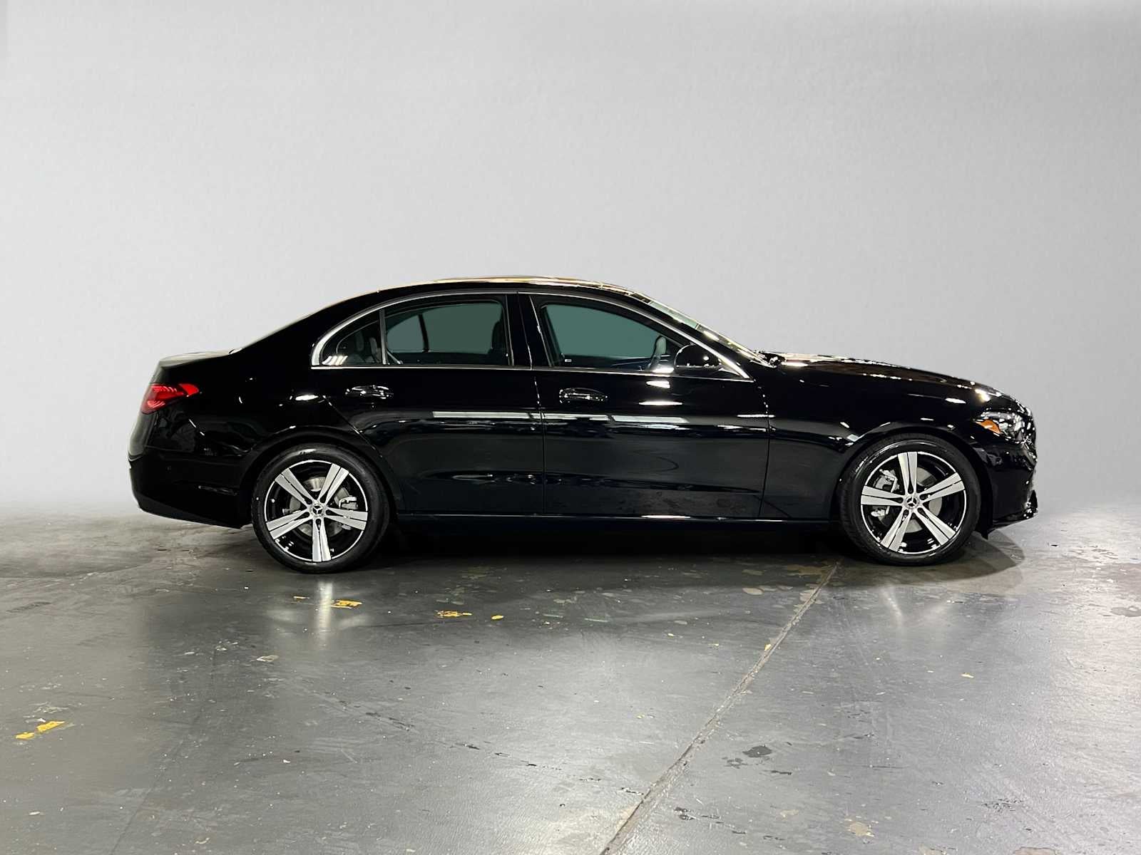 2027 Mercedes-Benz C 300 4MATIC® Sedan