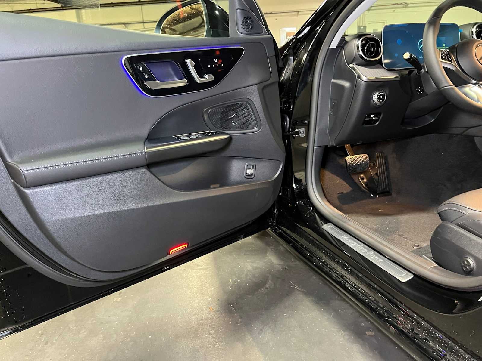 2027 Mercedes-Benz C 300 4MATIC® Sedan