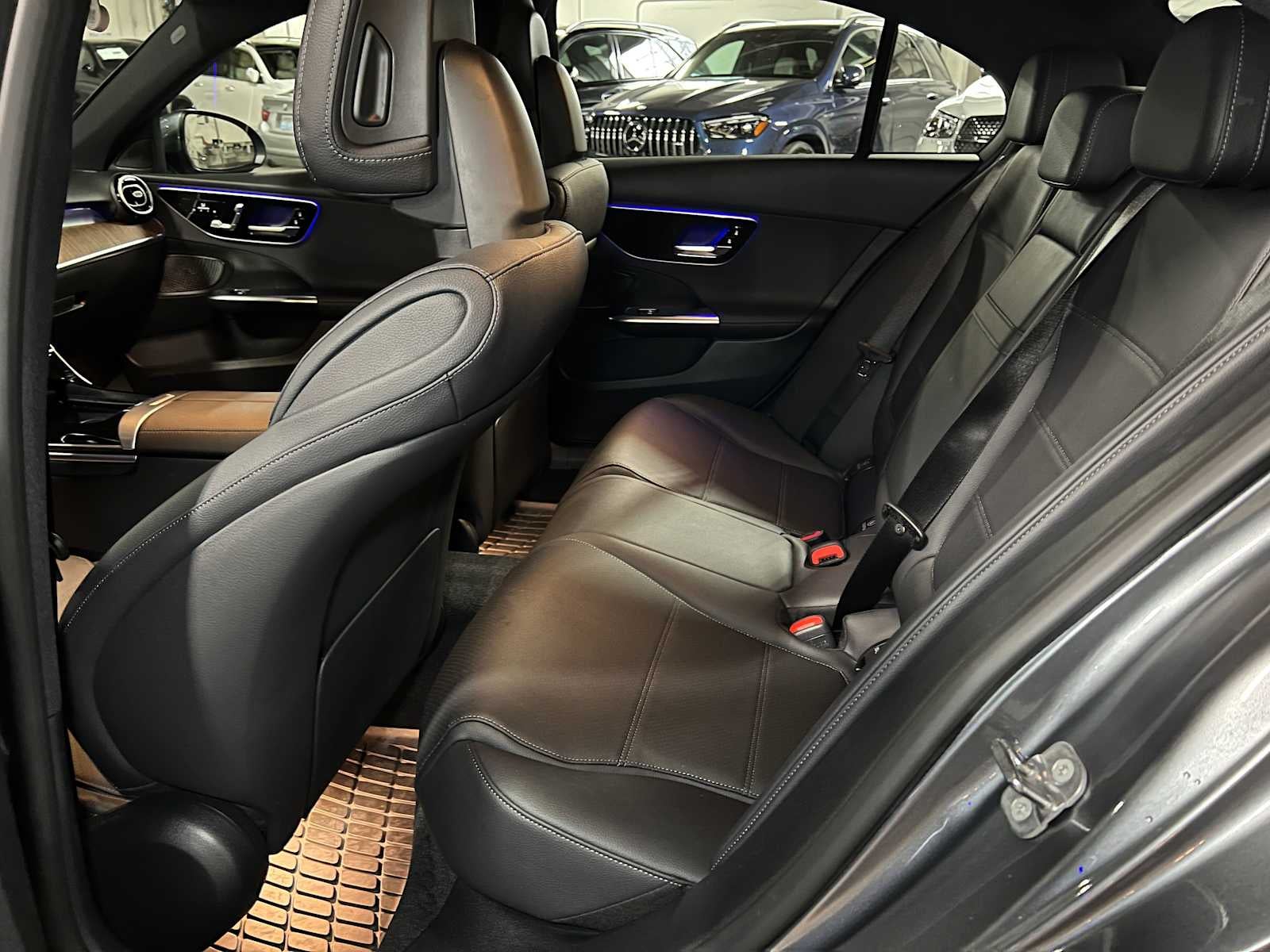 2025 Mercedes-Benz C 300 C 300