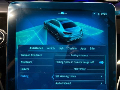 2025 Mercedes-Benz C 300 4MATIC® Sedan