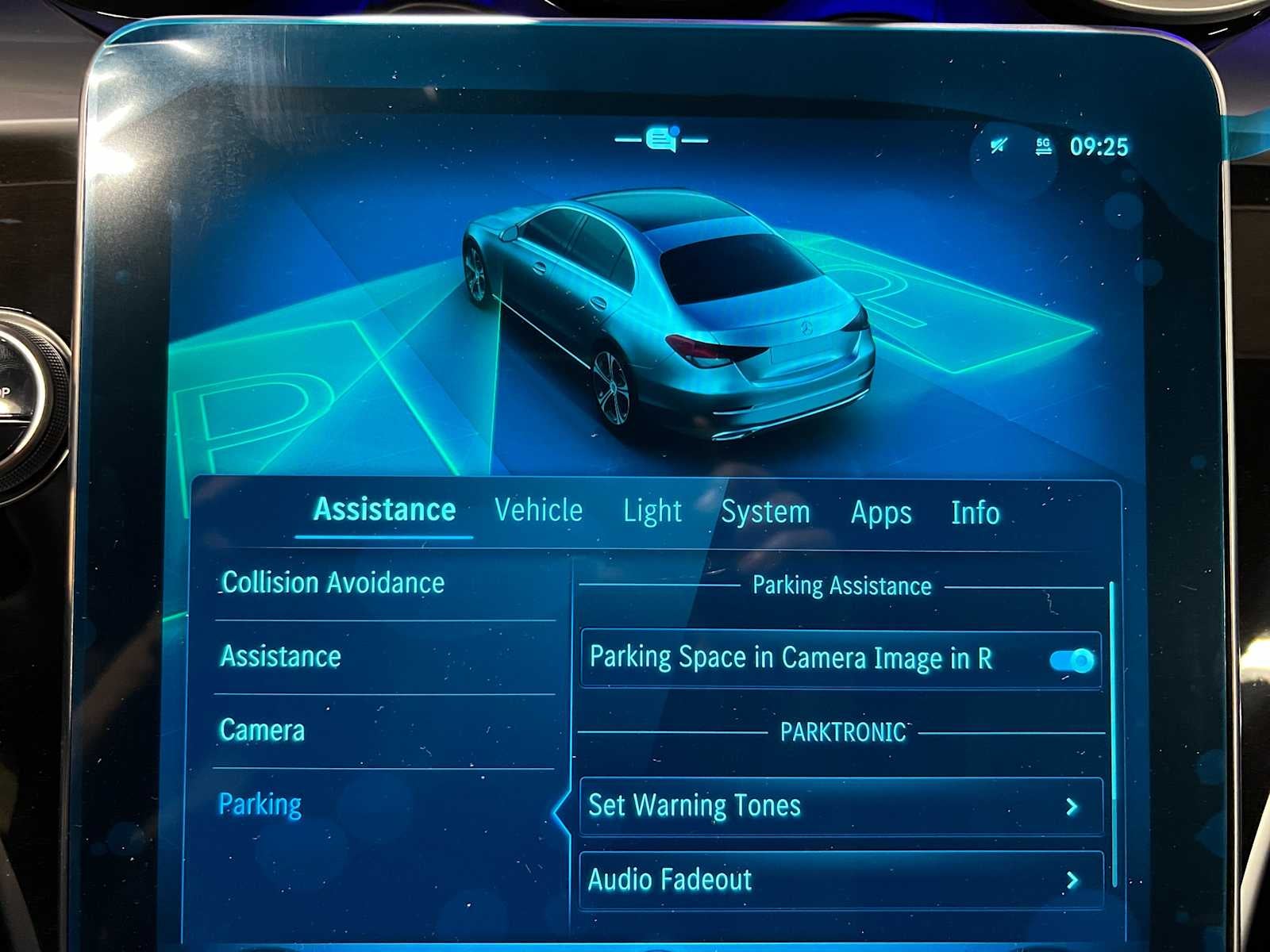 2025 Mercedes-Benz C 300 4MATIC® Sedan