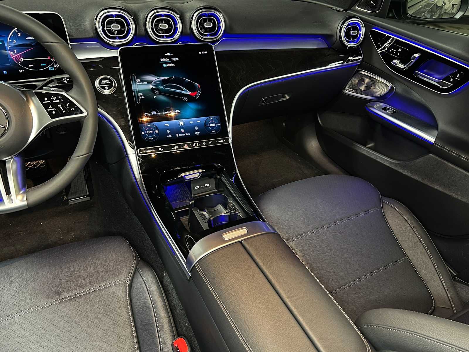 2025 Mercedes-Benz C 300 4MATIC® Sedan