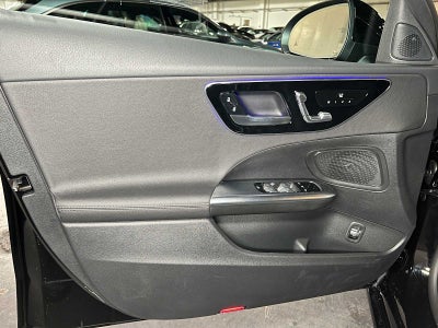 2026 Mercedes-Benz C 300 C 300