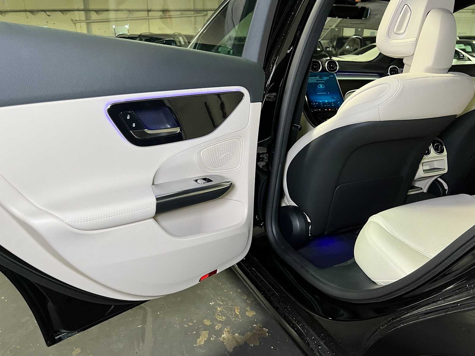 2027 Mercedes-Benz C 300 4MATIC® Sedan