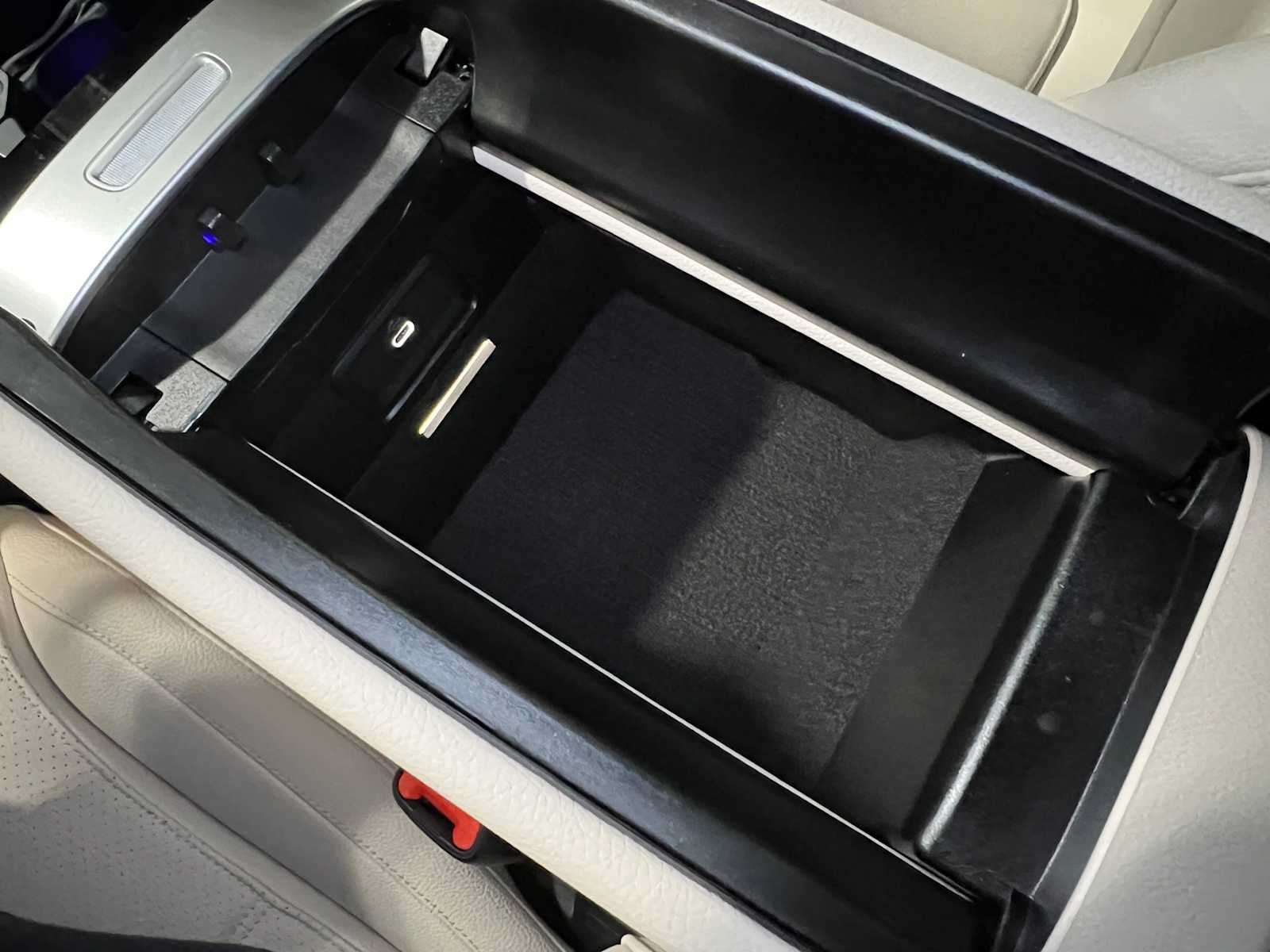 2027 Mercedes-Benz C 300 4MATIC® Sedan