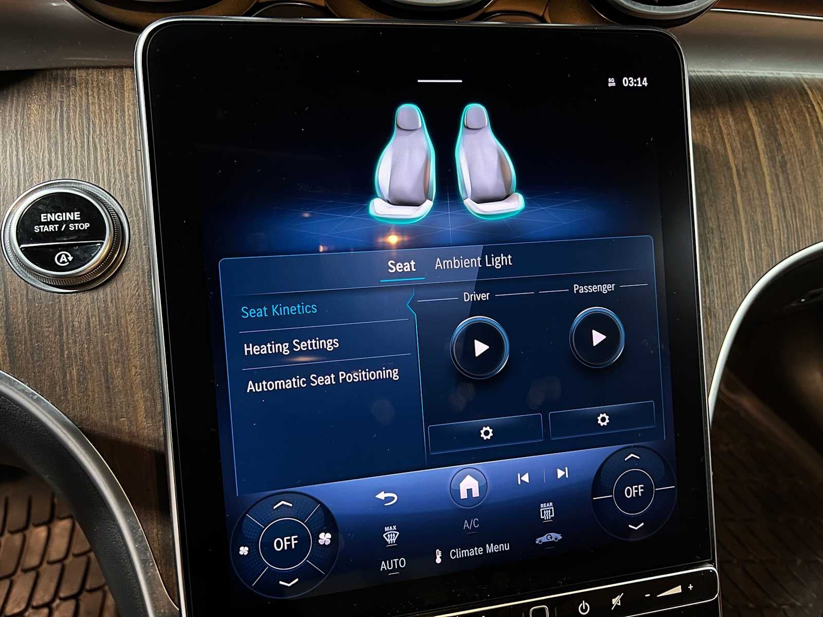 2025 Mercedes-Benz C 300 4MATIC® Sedan