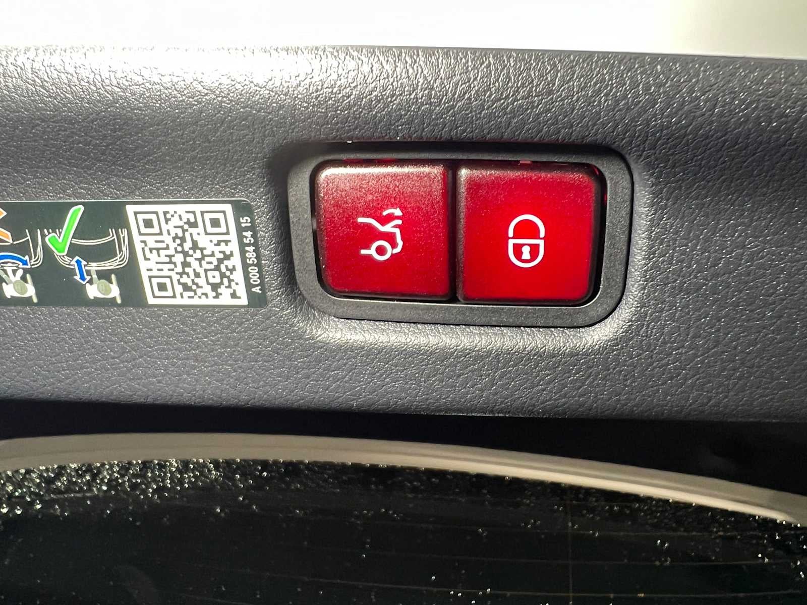 2025 Mercedes-Benz C 300 C 300