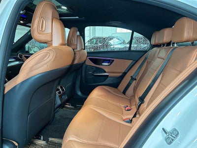 2025 Mercedes-Benz C 300 C 300