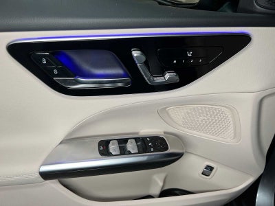 2025 Mercedes-Benz C 300 4MATIC® Sedan